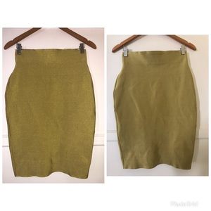 Sexy tight above the knees skirt